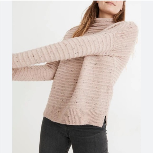 Madewell Donegal Belmont Mockneck Sweater in Coziest Yarn Size Medium - Picture 3 of 11